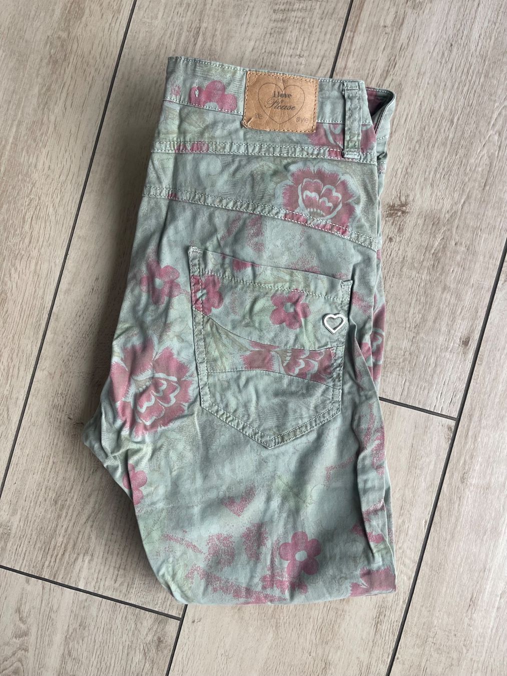 Please Jeans Pantaloni: Please Baggy P78 taille S – Usato da Aproz (Nendaz) venduto da zeavendre 2
