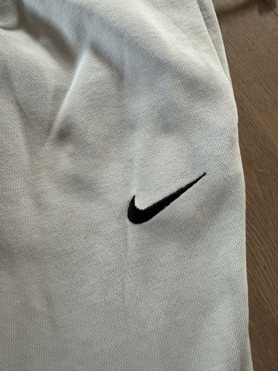 Nike Pantaloni: Nike Jogginghose Salbei , XS  – Usato da Richterswil venduto da Noelle80 3