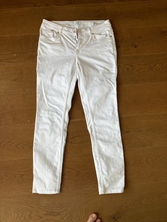Neue Damen-Jeans by Tchibo, weiss Gr. 40