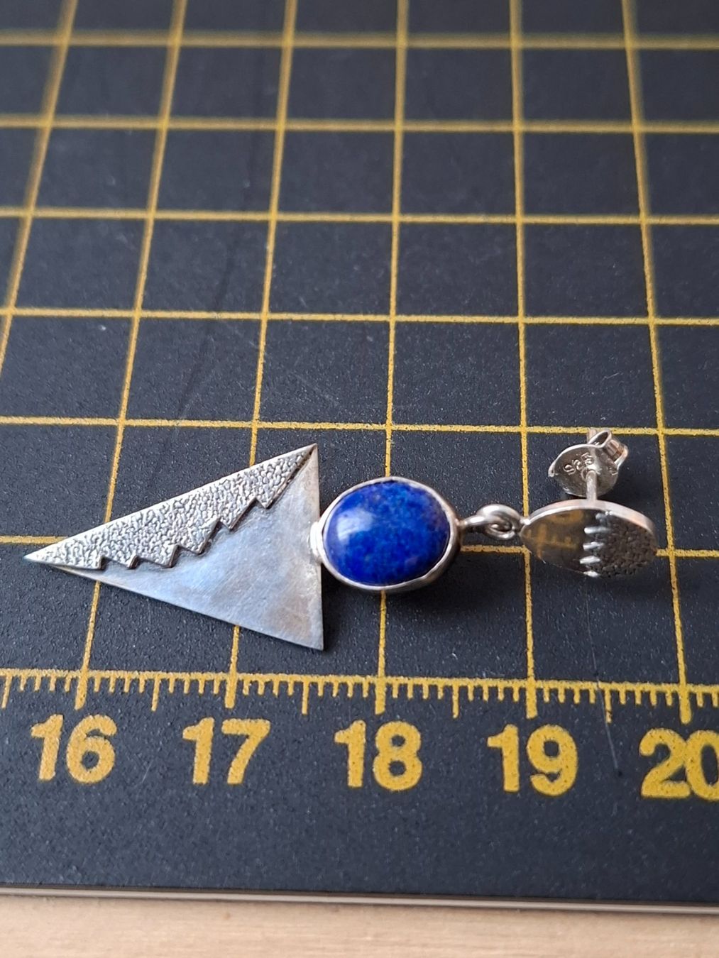 Orecchini pendenti & Orecchini a lobo: Ohrstecker mit Lapislazuli Cabochon S 925 – Usato da Zwieselberg venduto da Halifaxmendusli 3