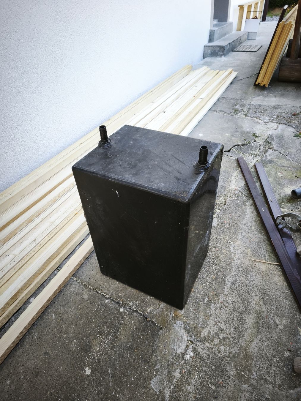 Tränken & Tröge: Trinkwassertank – Gebraucht aus Kölliken von tectum 1
