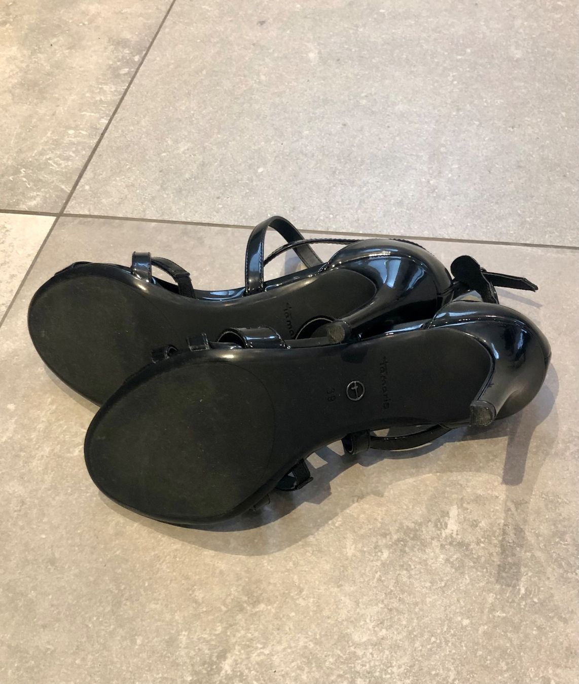 Tamaris Scarpe da donna: Tamaris Sandaletten, Gr. 39, Schwarz – Nuovo (secondo la descrizione) da Buchs AG venduto da bella_nic1 4