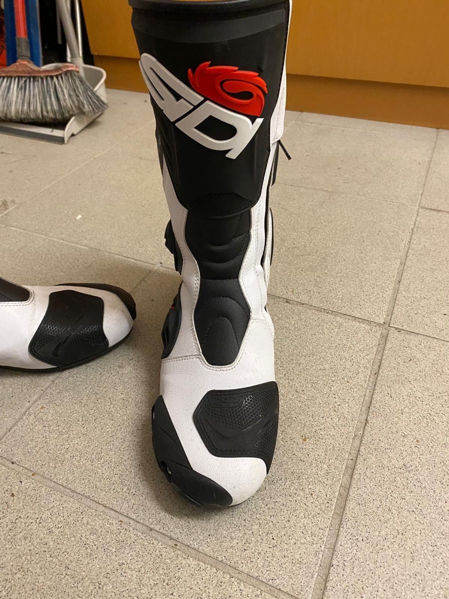 Completi: Motorrad Rennkombi + Stiefel + Handschuhe – Usato da Erstfeld venduto da sam_zp2s 5
