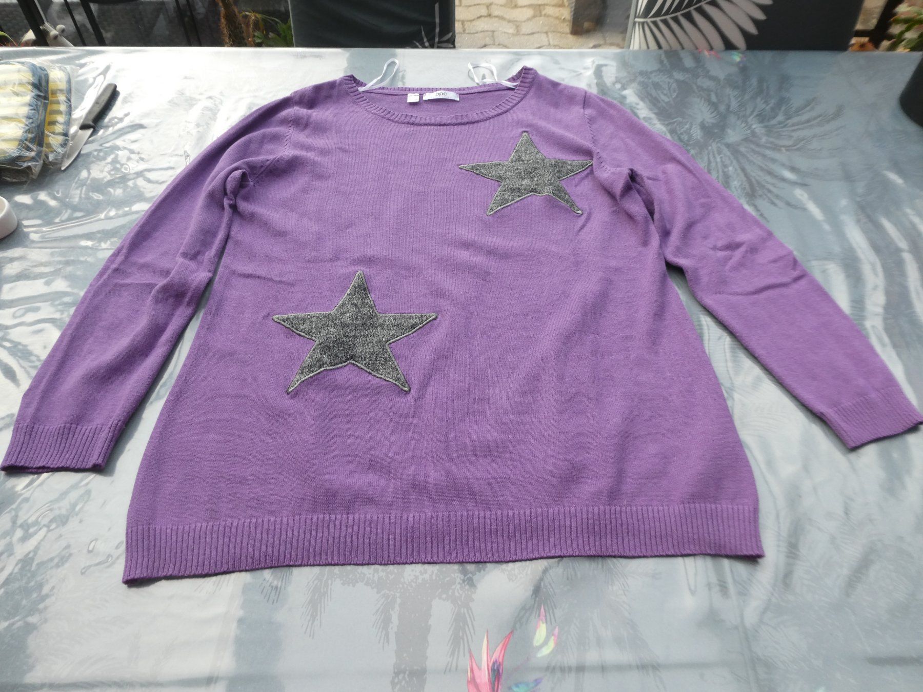 Maglioni & Felpe: Pull violet étoiles femme 40/42 – Usato da Troistorrents venduto da Marion70