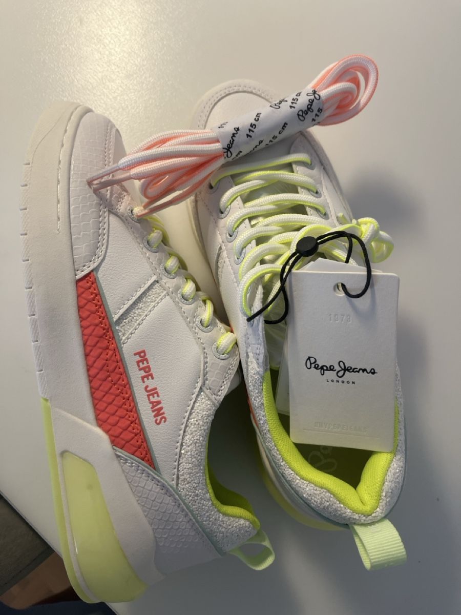 Pepe Jeans Chaussures femmes: Pepe Jeans London Sneaker – Neuf avec emballage d'origine à Wetzikon ZH par eli_kg9j 2