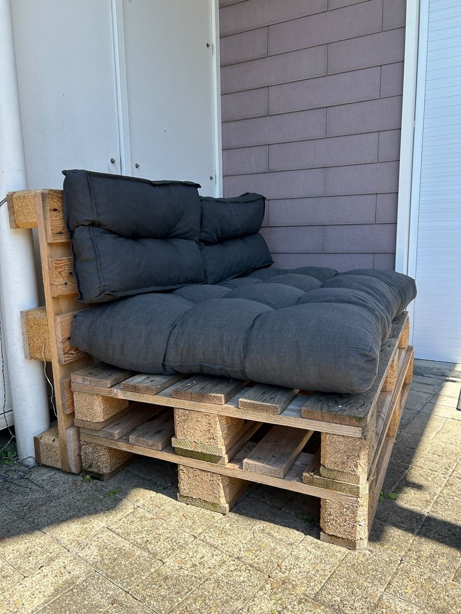 Palettes: Sofa Europaletten Sitzpolster Anthrazit gebraucht – D'occasion à Arth par rickitrickli 2