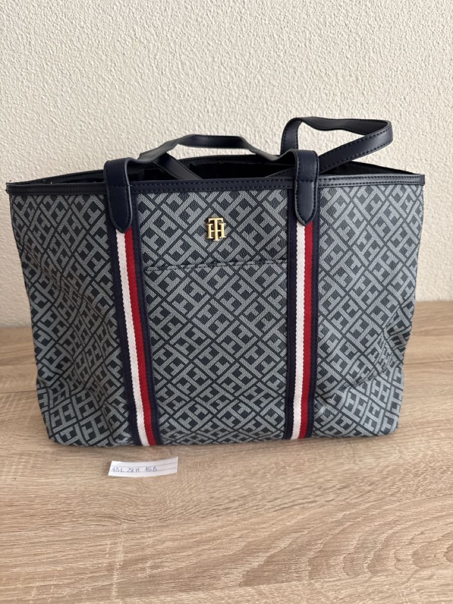 Tommy Hilfiger Altro in  Abbigliamento & Accessori: Tommy Hilfiger Tasche neu  – Usato da Winkel venduto da mon_2p6w
