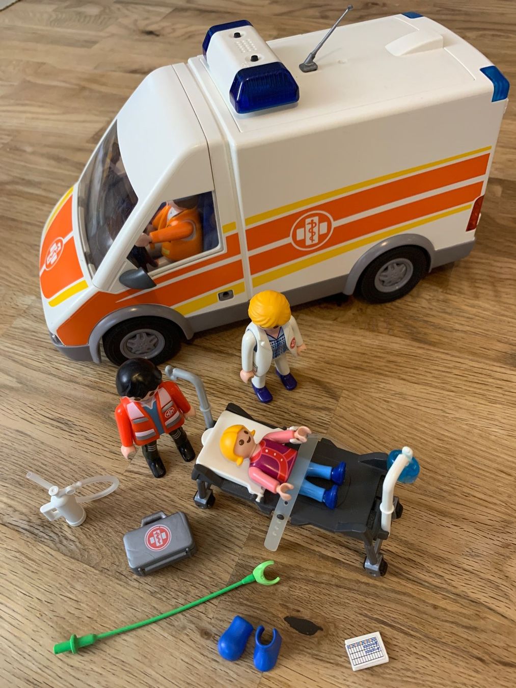 Playmobil Giocattoli: Playmobil Rettungswagen – Usato da Glis venduto da Jackie6