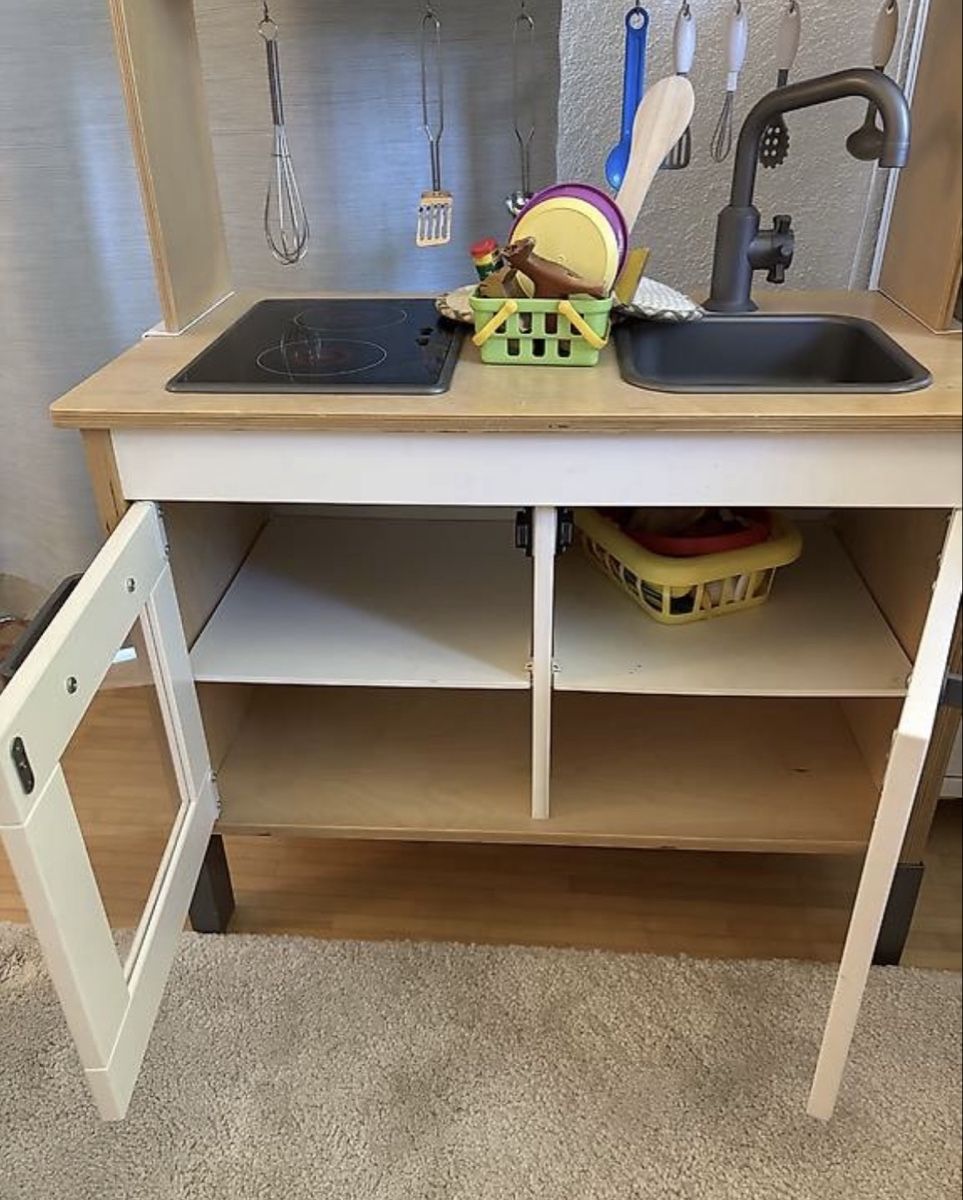 Ikea Giocattoli: Kinderküche – Usato da Urdorf venduto da Clio91 1
