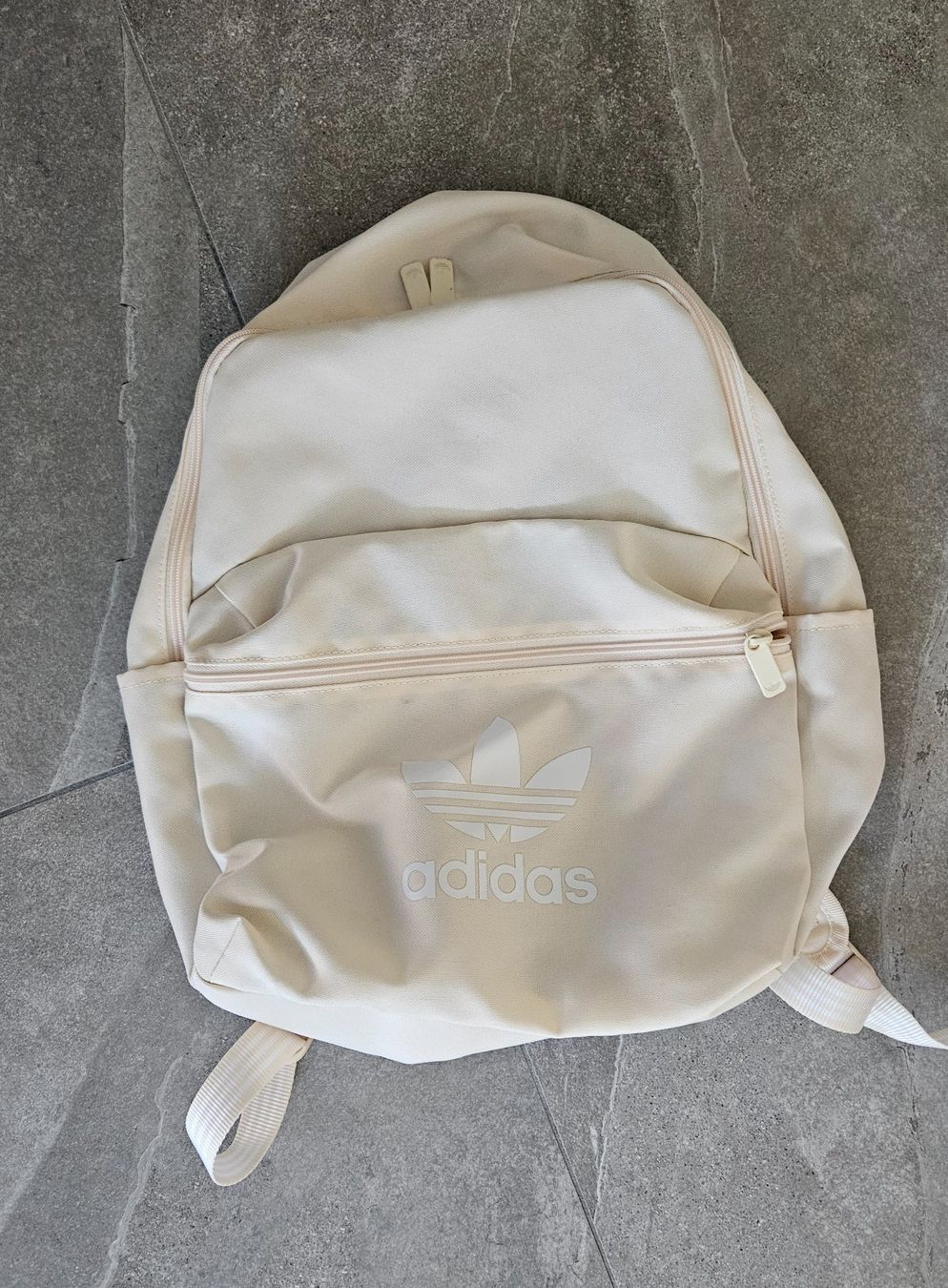 Adidas Rucksäcke: Rucksack von Adidas – Gebraucht aus Raron von Bettina1974