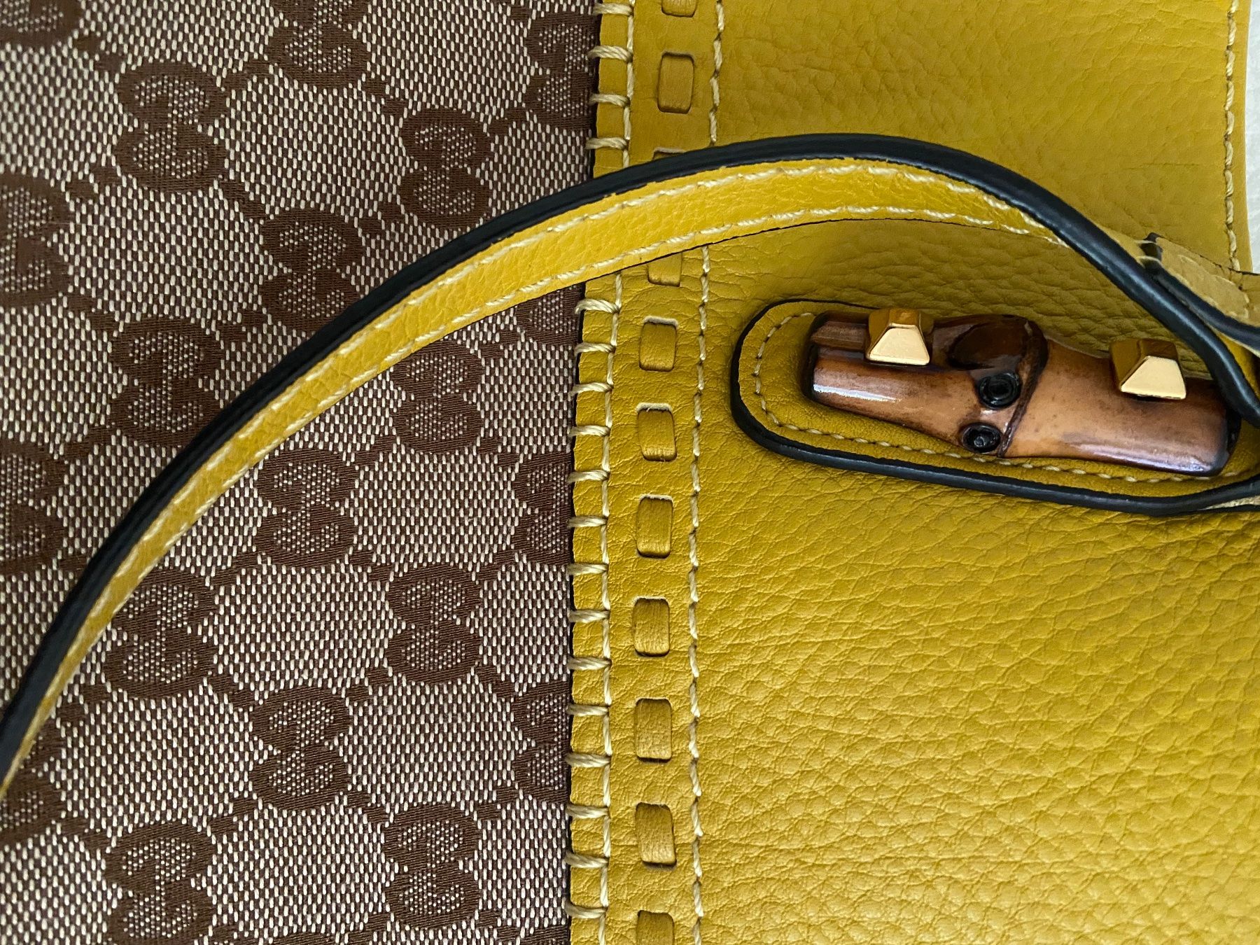 Gucci Sacs femmes: Gucci-Tasche Shopper – D'occasion à Unterengstringen par bar_rh5f 1