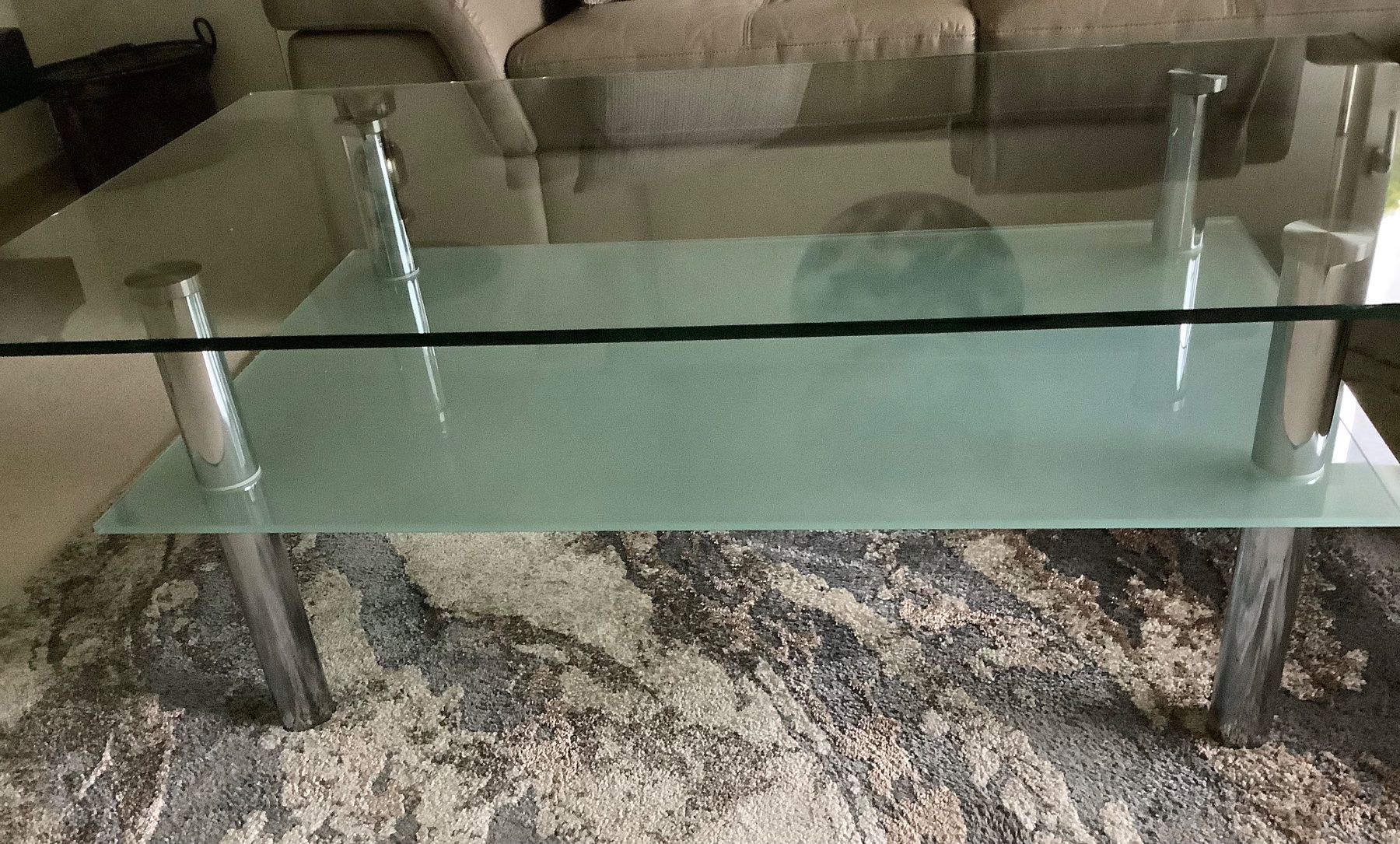 Tische: Salontisch Glas/Metallfüsse – Gebraucht aus Birmensdorf ZH von magri01 1