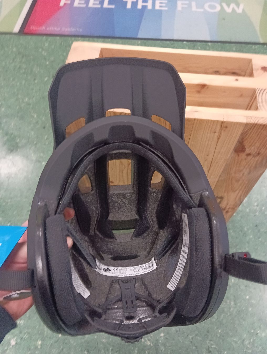 Alpina Caschi: casco Alpina Rootage Evo – Nuovo e nell'imballaggio originale da Faido venduto da ManuelPizzocher 3