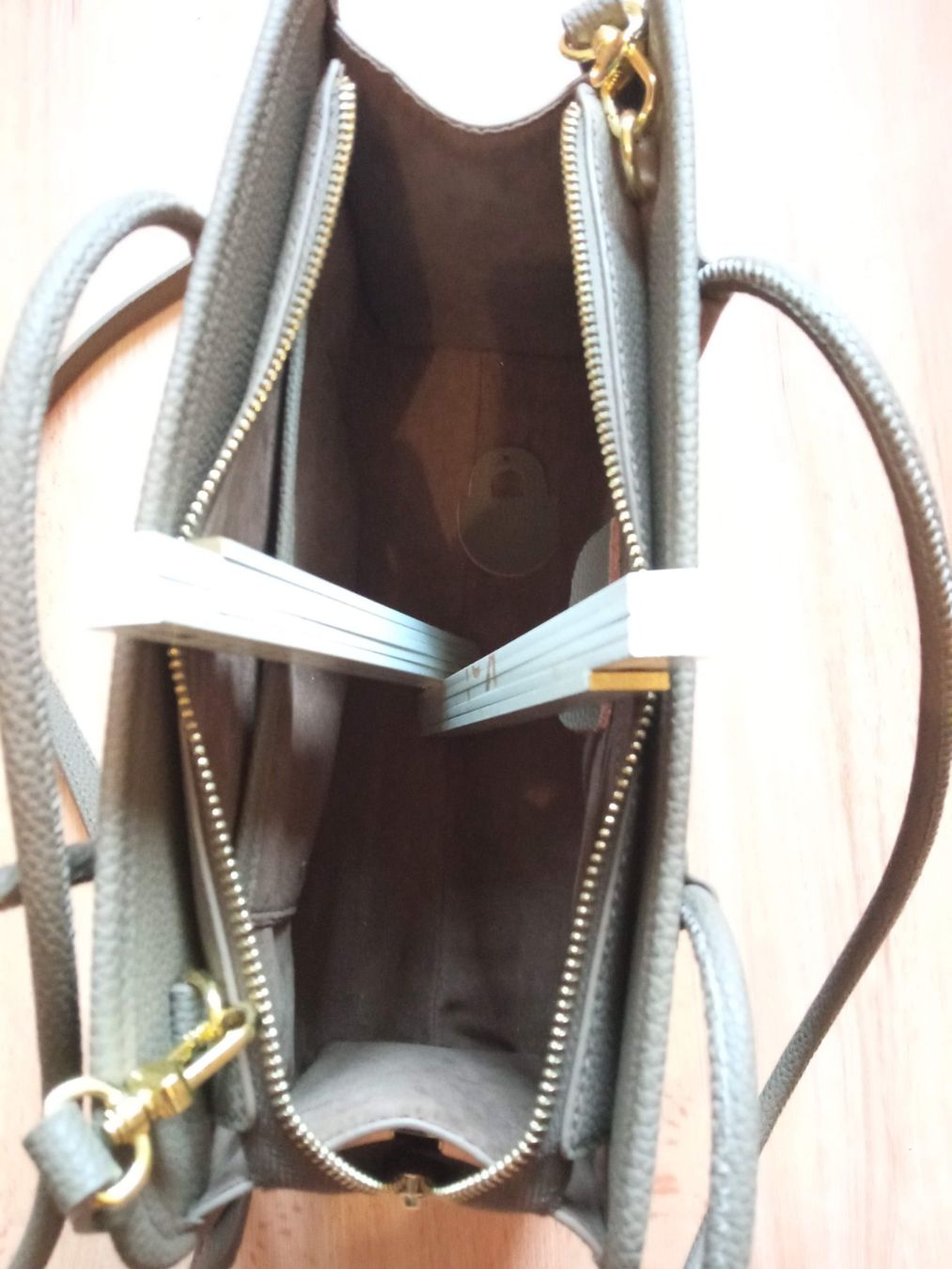 Taschen für Damen: Schicke Damen Handtasche neuwertig – Neu (gemäss Beschreibung) aus Bülach von uba_p272 3