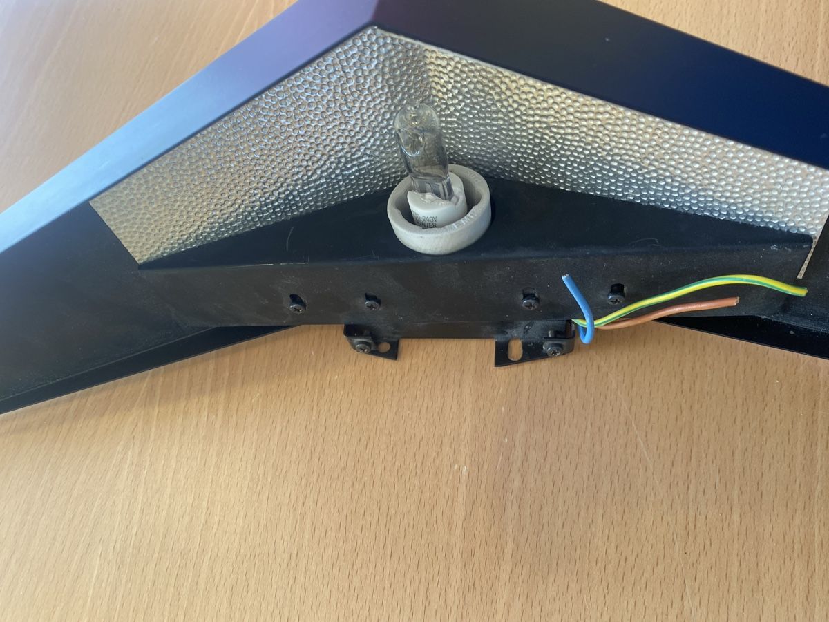 Lampade: Applique Eagle – Usato da Lausanne venduto da Csamadhi 2