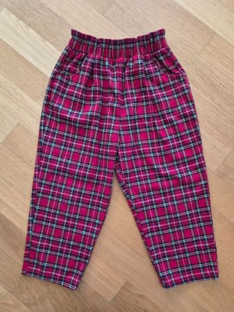 Rote Hose Next Gr 110