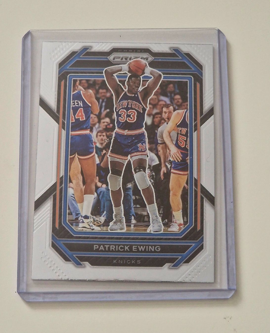 Nba Cartes à collectionner: Carte Patrick Ewing Panini Prizm 2022-23 – Neuf (Voir description) à Chavornay par nuno1974