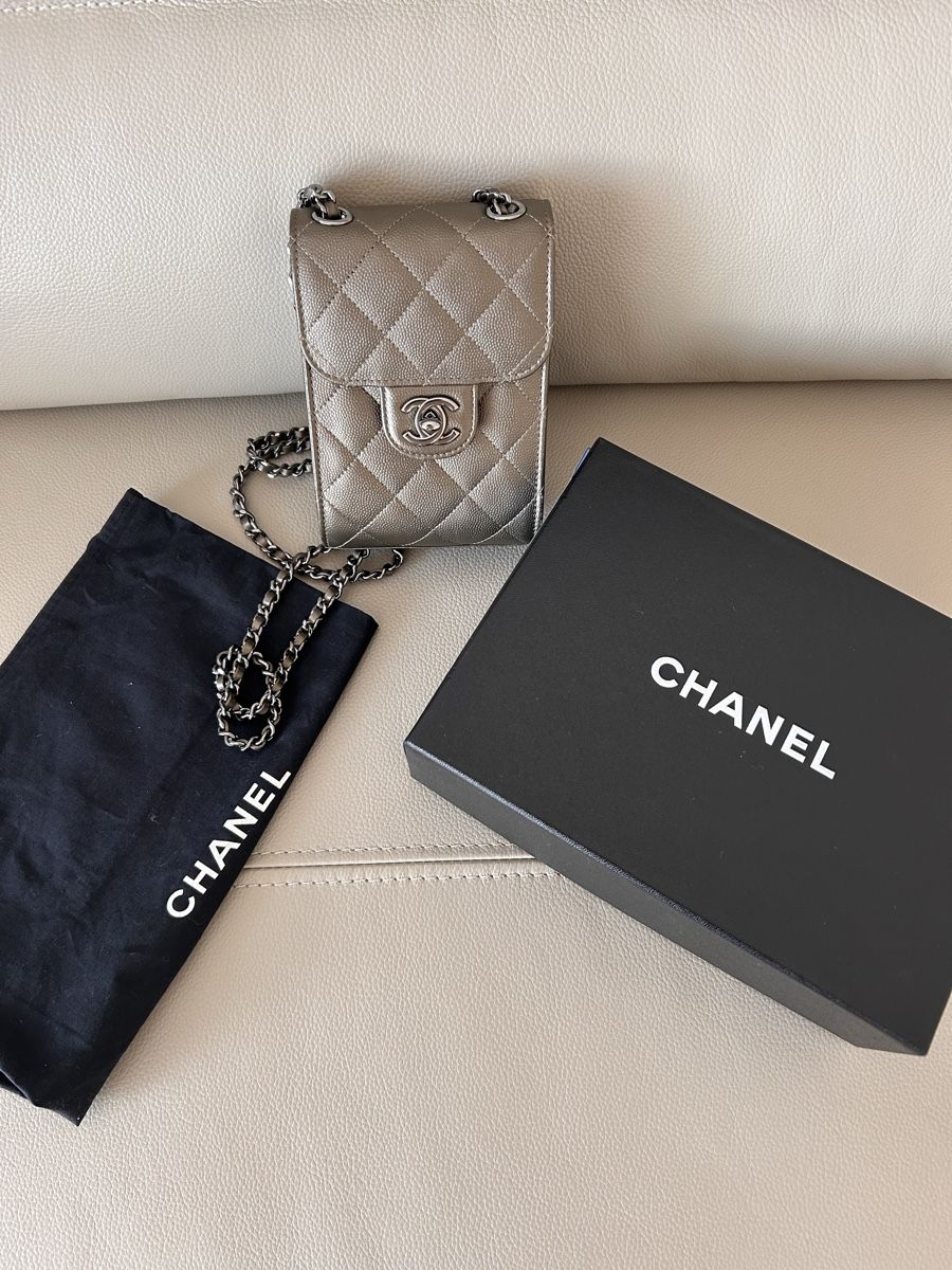 Chanel Borse da donna: Chanel bag – Nuovo (secondo la descrizione) da Zürich venduto da evasara