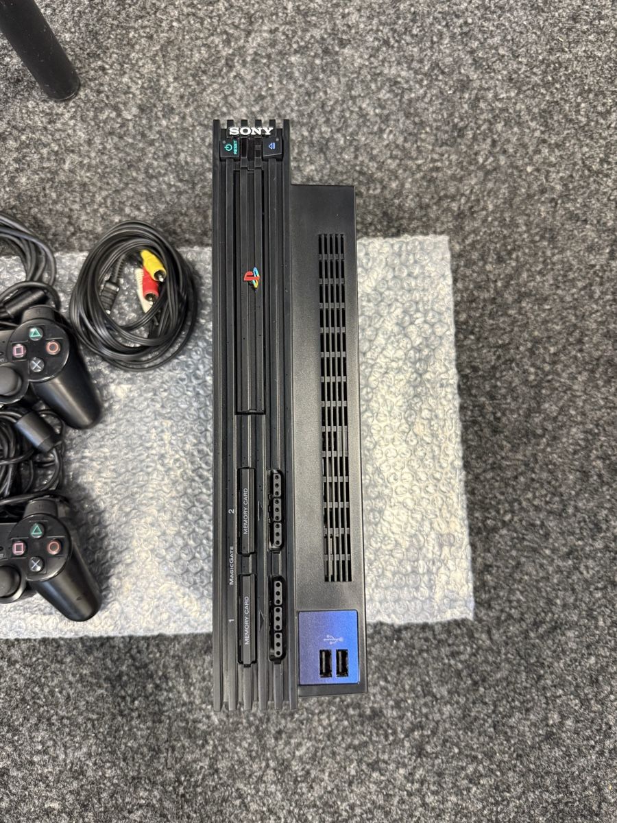 Sony Console: Playstation 2  – Usato da Rothrist venduto da jr_returns 2
