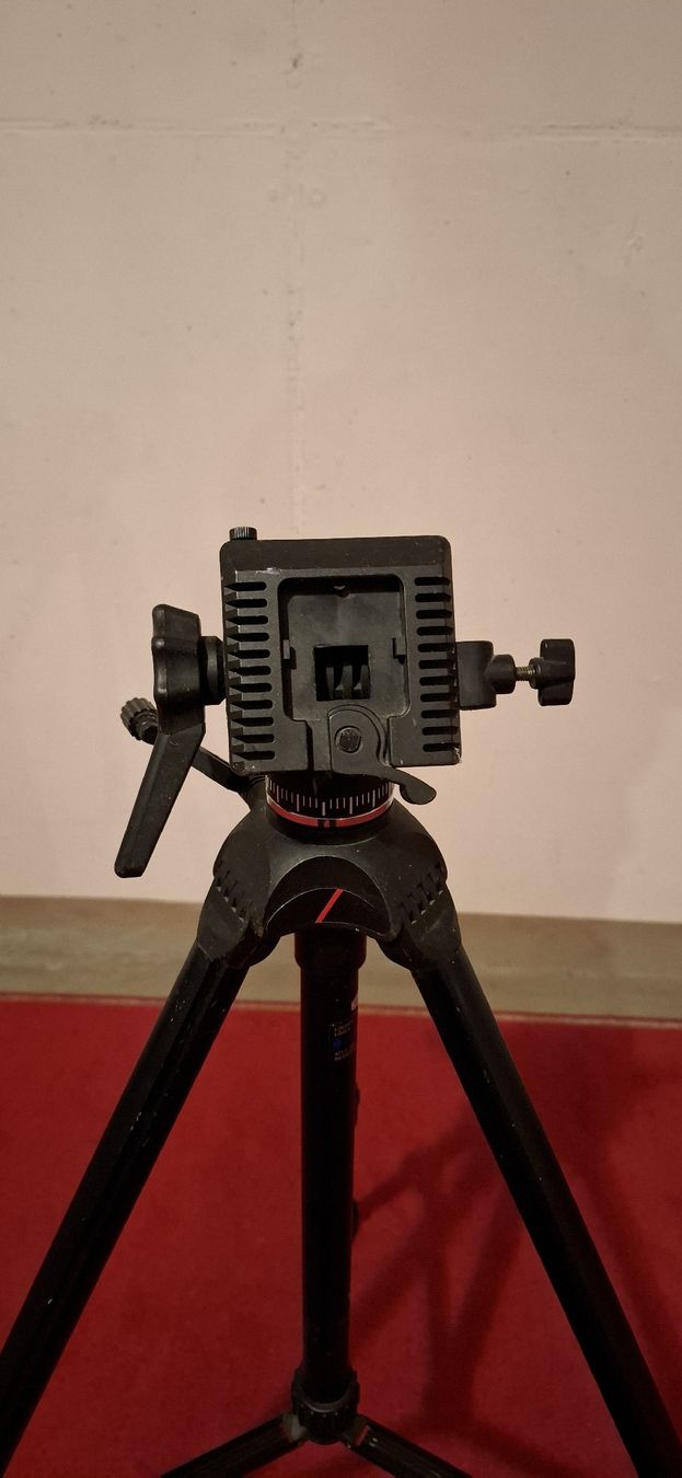 Treppiedi & Teste: Professionelles, gebrauchtes Bandridge VK-450 Stativ!! – Usato da Hüttikon venduto da eca_5zw9 1