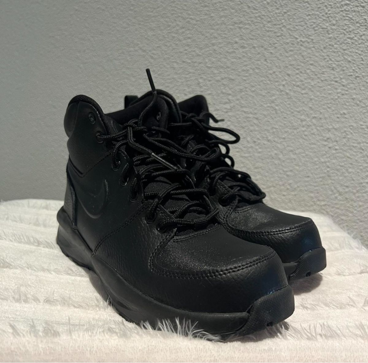 Nike Scarpe per ragazzi: Nike Manoa Leather Winterboots – Nuovo (secondo la descrizione) da Niederbipp venduto da closetbynessa