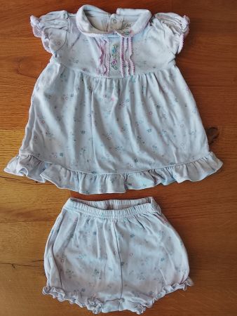 Babykleid Gr.ca.9 Monate