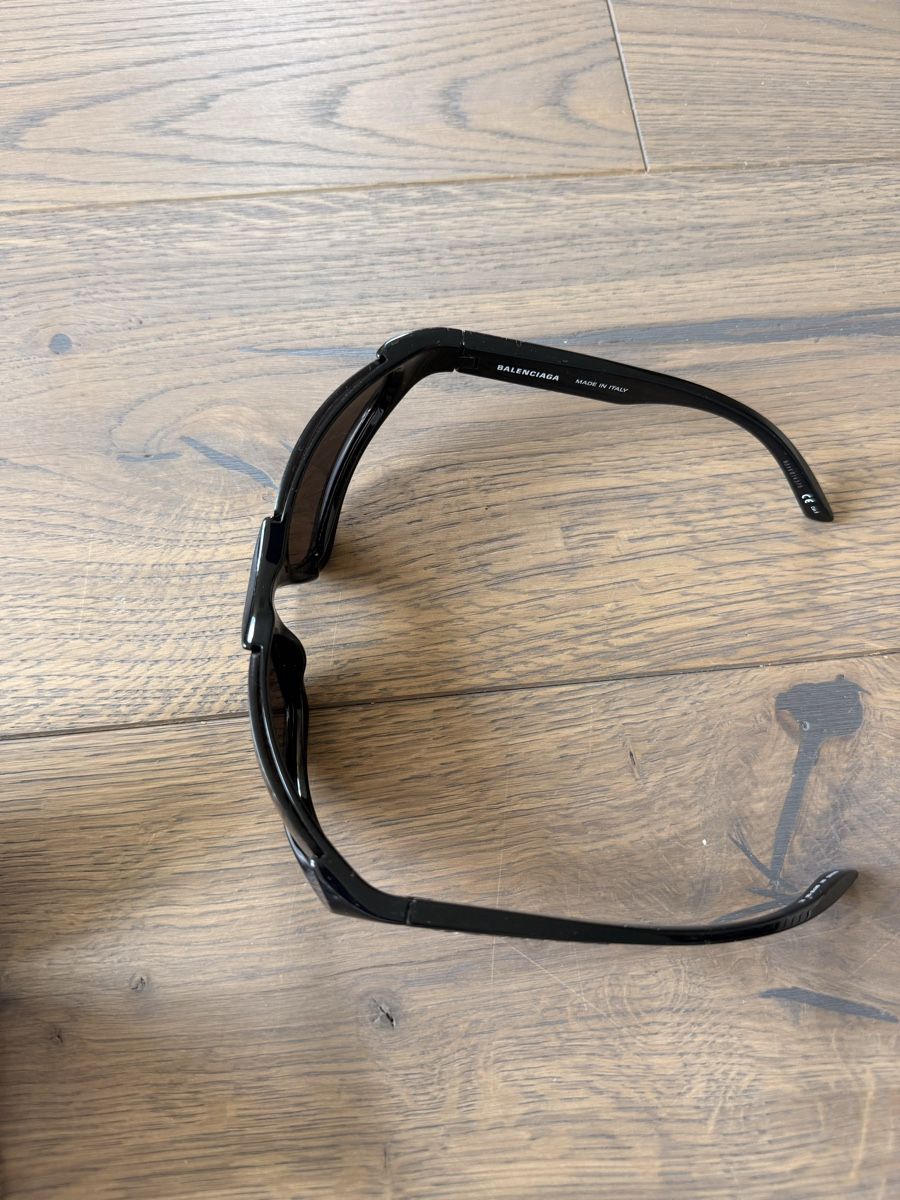 Balenciaga Lunettes & Verres: Balenciaga Sunglasses with Case – D'occasion à Zürich par Bellinka23 6