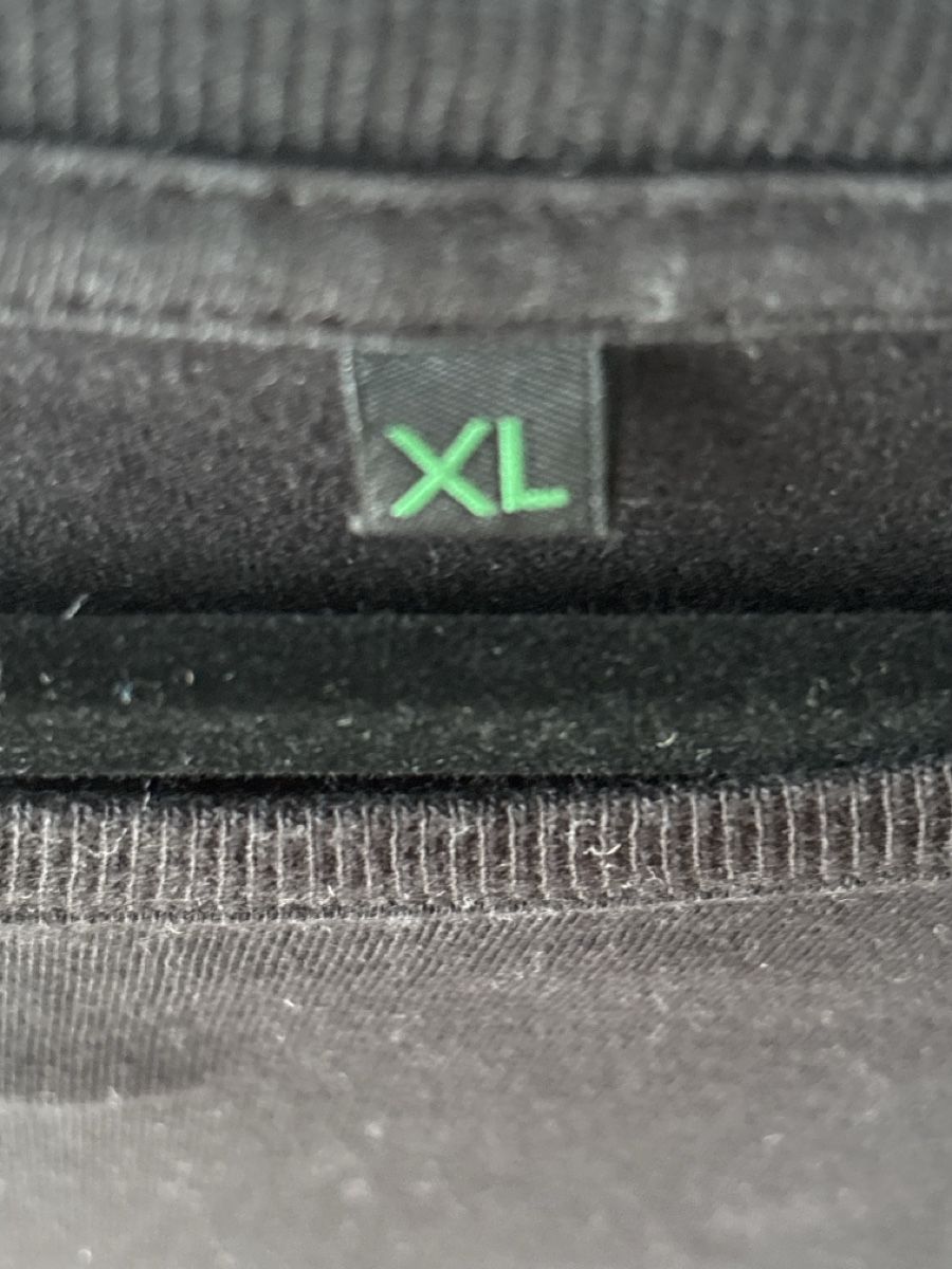 T-shirts: T-Shirt Mafifa Schwarz Grösse XL – D'occasion à Nänikon par Caro8989 2