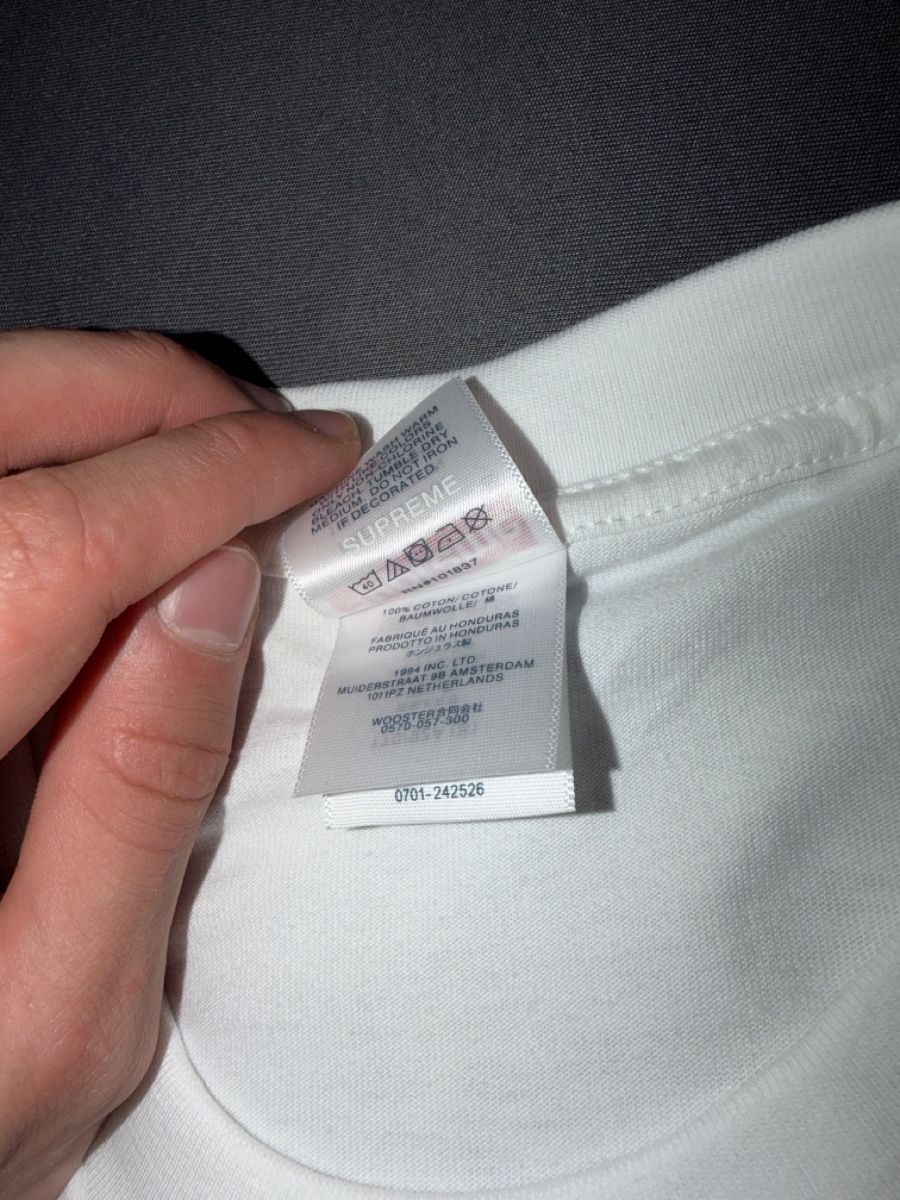 Supreme T-Shirts: SUPREME TEE – Neu und originalverpackt aus Giubiasco von ylli0n.93 2