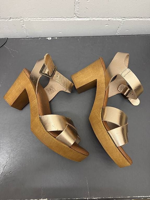 Chaussures femmes: La Garconne Schuhe Grösse 39 – D'occasion à Zürich par dal_ym7n 1