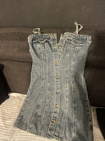 Jeans Kleid, neuwertig, mit Trägern, Grösse 36