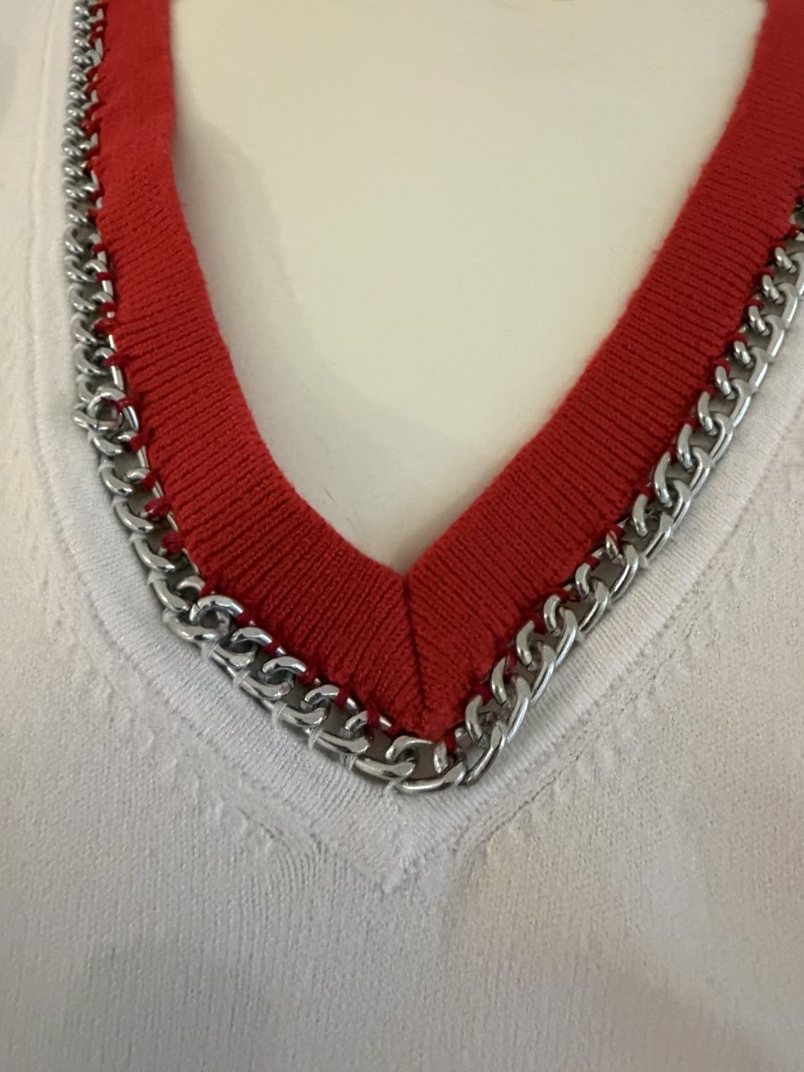 Maglioni & Felpe: Gai pull blanc et rouge dame 40-42 – Nuovo (secondo la descrizione) da Genève venduto da flocon06 2