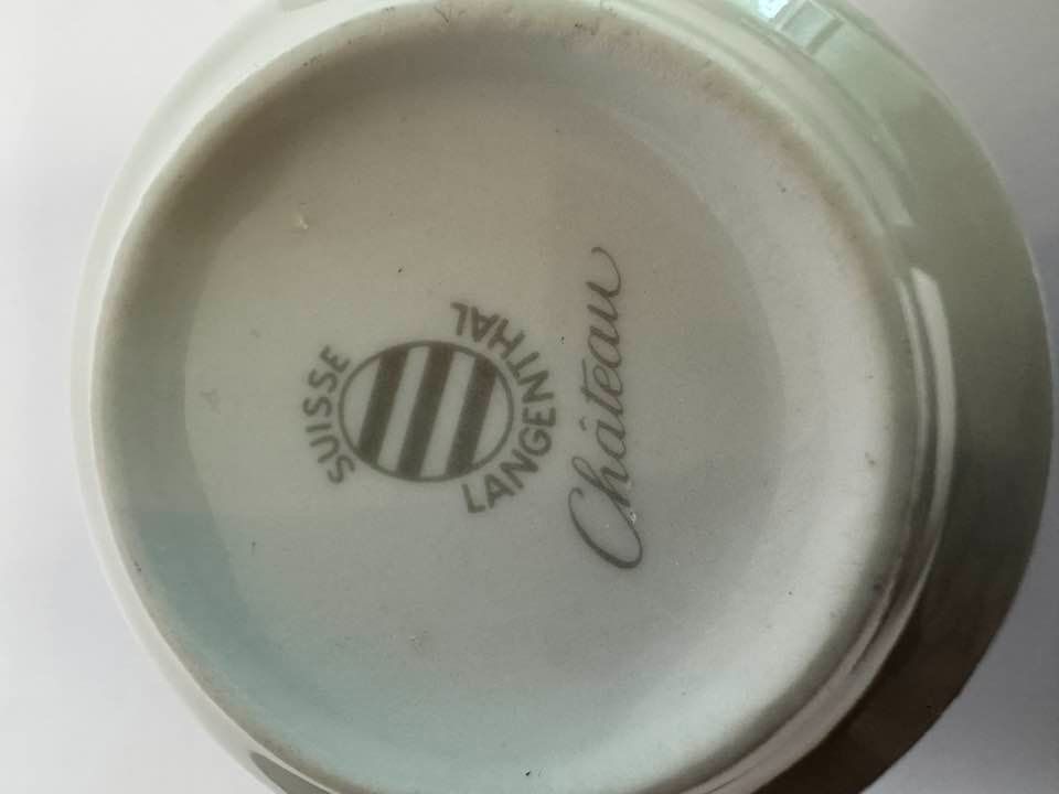 Set di piatti: Langenthal Château Kaffeeset mit Rosendekor 5-teilig – Nuovo (secondo la descrizione) da Oberhofen am Thunersee venduto da Edles_und_Seltenes 5