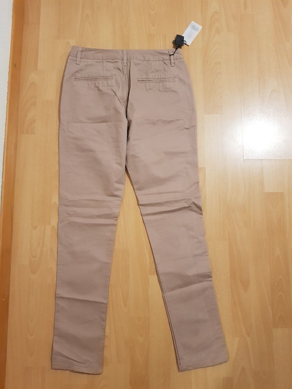 Only Pantaloni: Neue altrosa Hose von Only – Nuovo e nell'imballaggio originale da St. Gallen venduto da 1811123 1