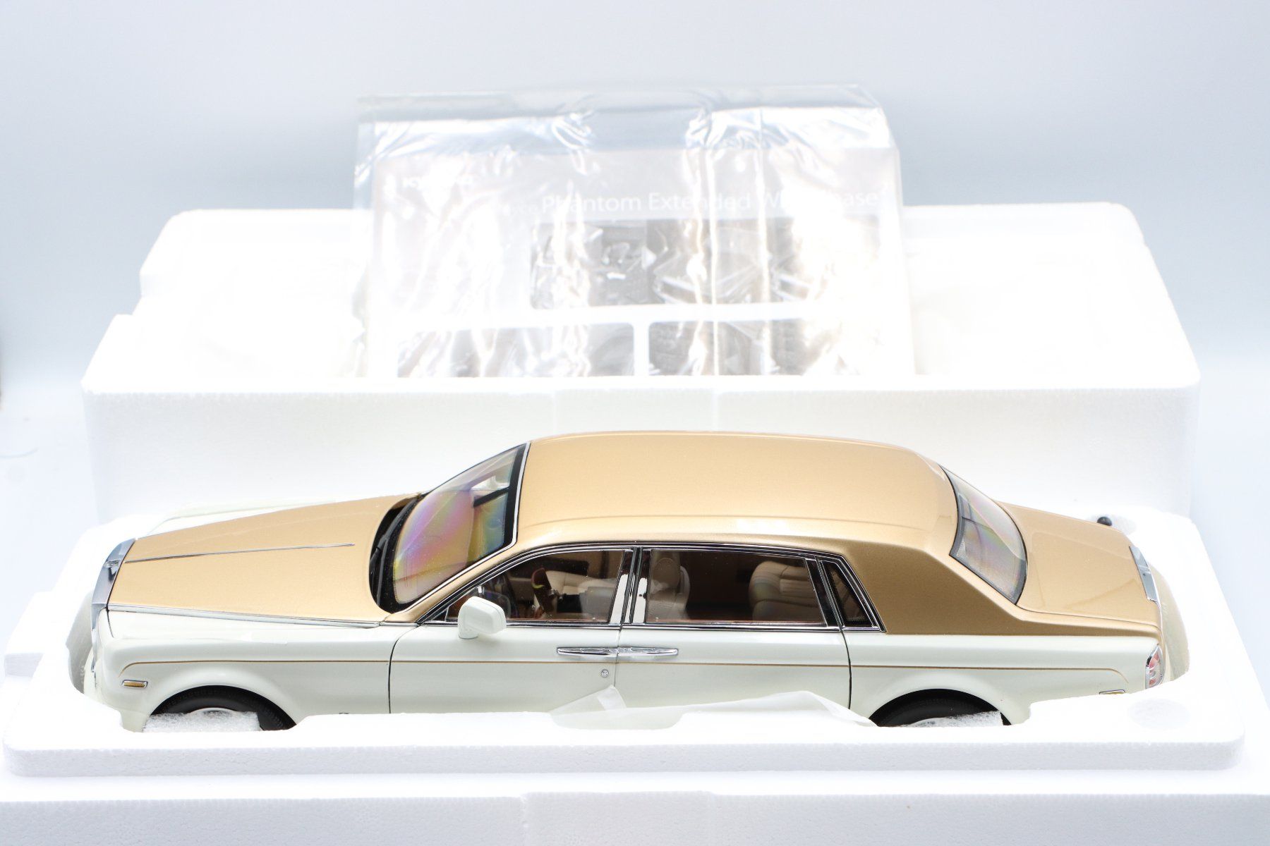Rolls Royce Modellini d'auto: Rolls Royce Phantom EWB 2012 1:18 Kyosho – Nuovo e nell'imballaggio originale da Bühl b.Aarberg venduto da modelldiecast 2