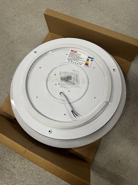 Lustres & lampes de plafonds: Deckenlampe  sehr hell, neuwertig – D'occasion à Hindelbank par debbii___ 1
