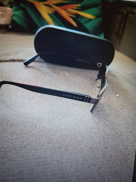 Occhiali & Lenti: Lunettes hugo boss – Nuovo e nell'imballaggio originale da Courtepin venduto da geindre 1