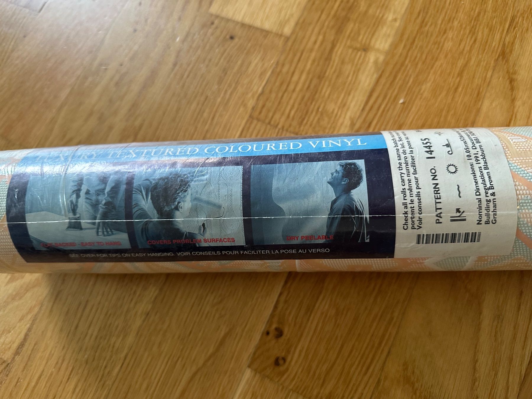 Tapeten: Neuwertige Tapete apricotfarben gemustert – Neu und originalverpackt aus Rothenburg von wer_g9fd 3