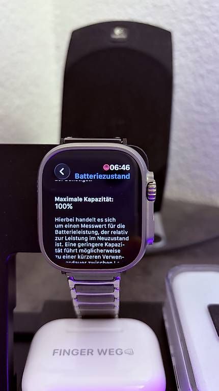 Smartwatch: Apple Watch Ultra 2 Titan – D'occasion à Aarburg par Patkatze 1