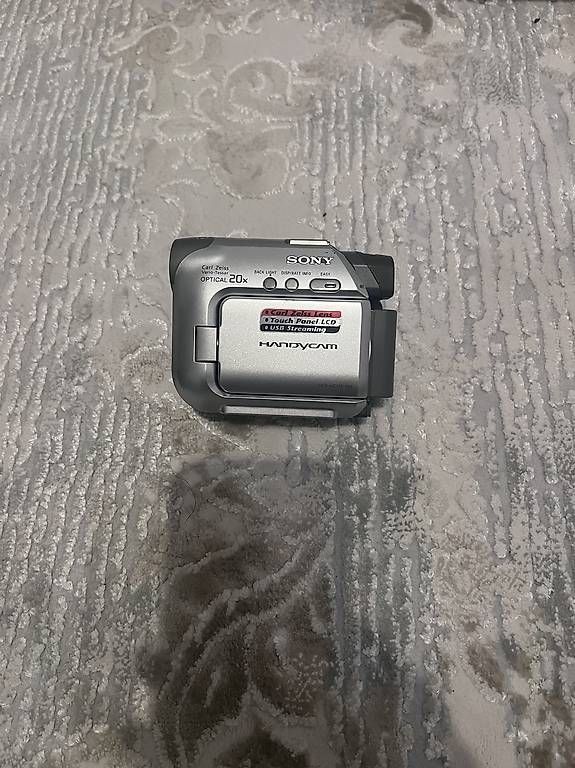 Videocamere: Sony Handycam DCR-HC17E – Usato da Spreitenbach venduto da env_tk78