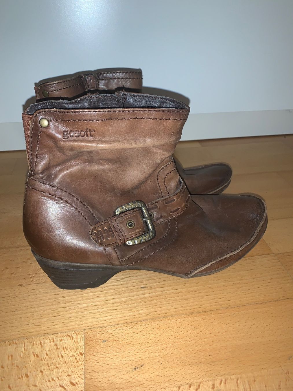 Damenschuhe: Schuhe Gr.39 – Gebraucht aus zürich von fufinini4