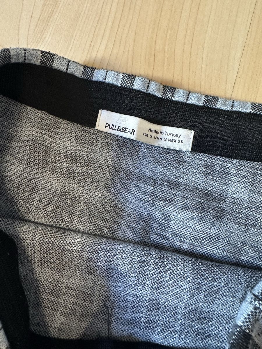 Pull&Bear Jupes: Jupe courte à carreaux Pull&Bear – taille S – D'occasion à Villeneuve VD par tat_9fhl 1