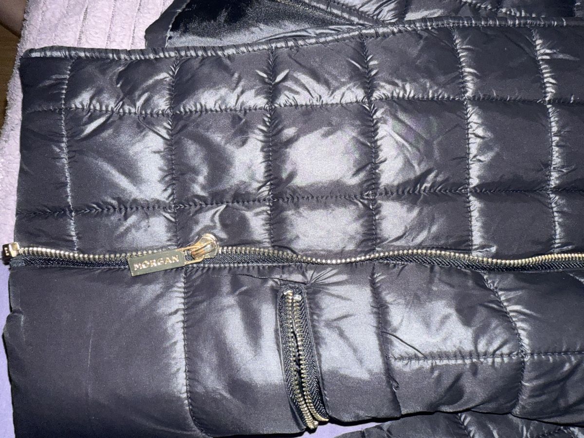 Morgan Giacche: Morgan schwarze Jacke mit Gold Details – Usato da Winterthur venduto da yar_dpp8 1