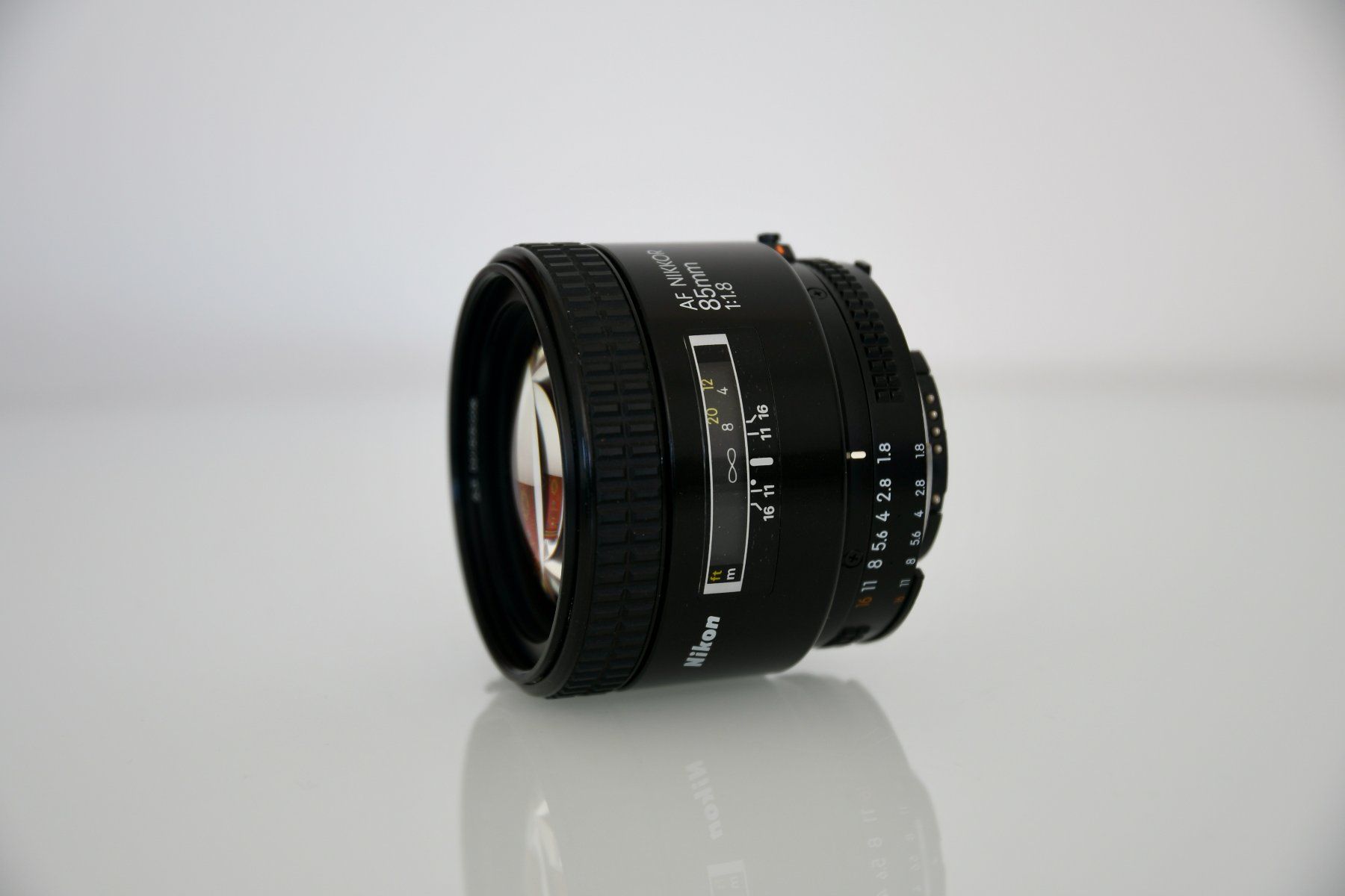 Nikon Objektive: Nikon AF Nikkor 85mm f/1.8 – Gebraucht aus Winterthur von carlhenri 4
