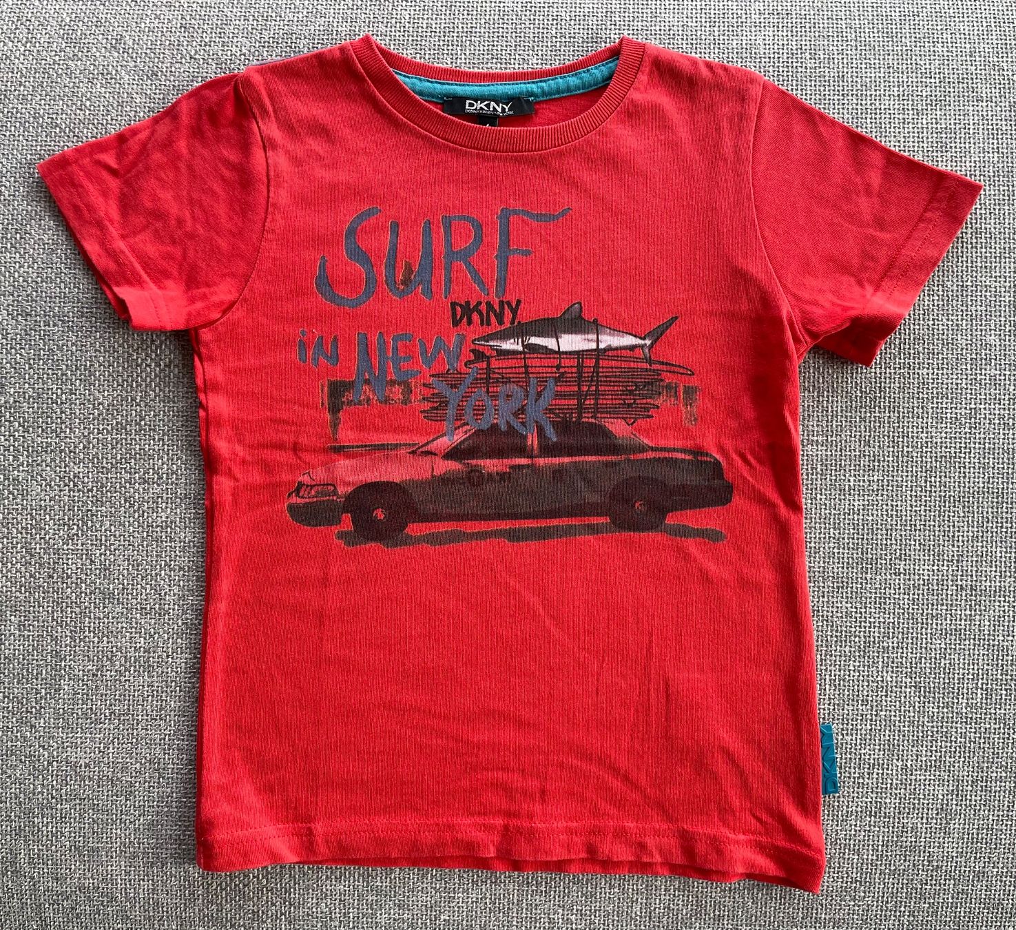 Camicie, T-shirt & Polo: DKNY T-shirt boy 4Y – Usato da Lausanne venduto da Jarosz 1
