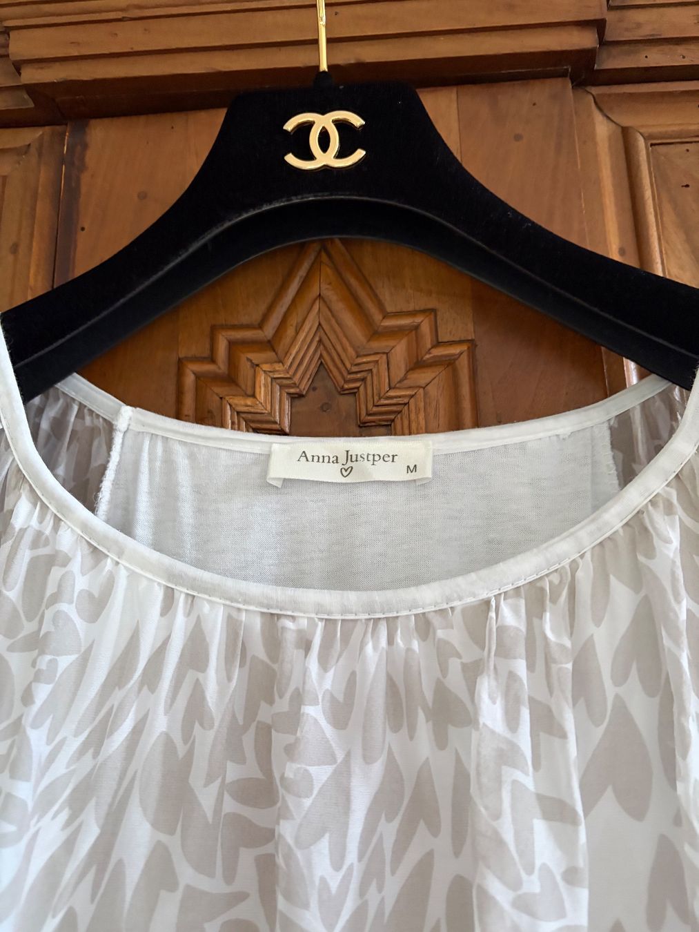 Anna Justper Chemisiers: ANNA JUSTPER  Bluse  Gr. M  30% Seide  70% Viskose – D'occasion à Interlaken par Bona55 1