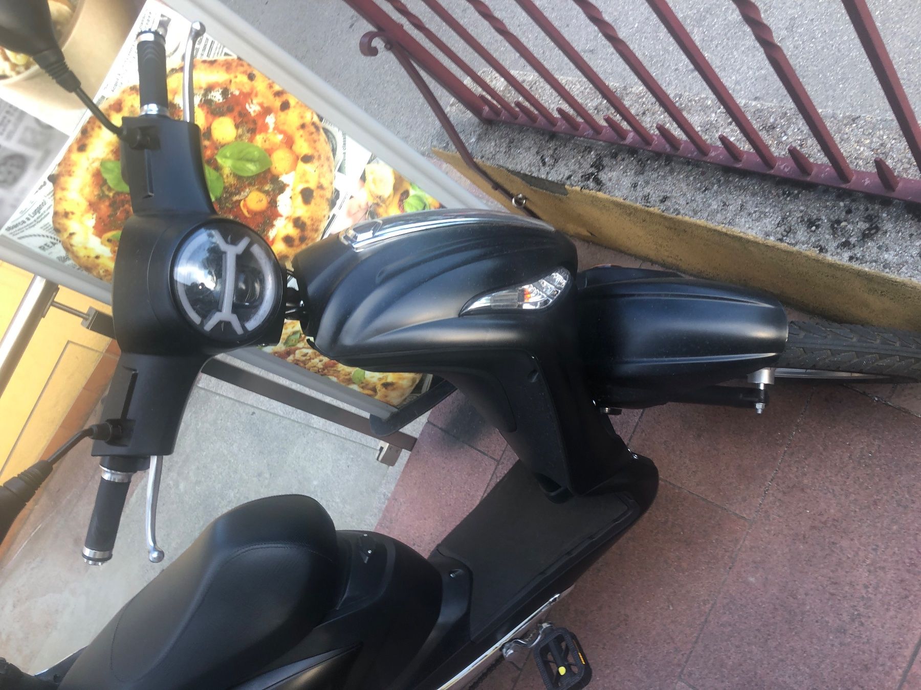 Yadea Scooters: E-scooter Neu ! – D'occasion à Chiasso par hir_p6yj 1