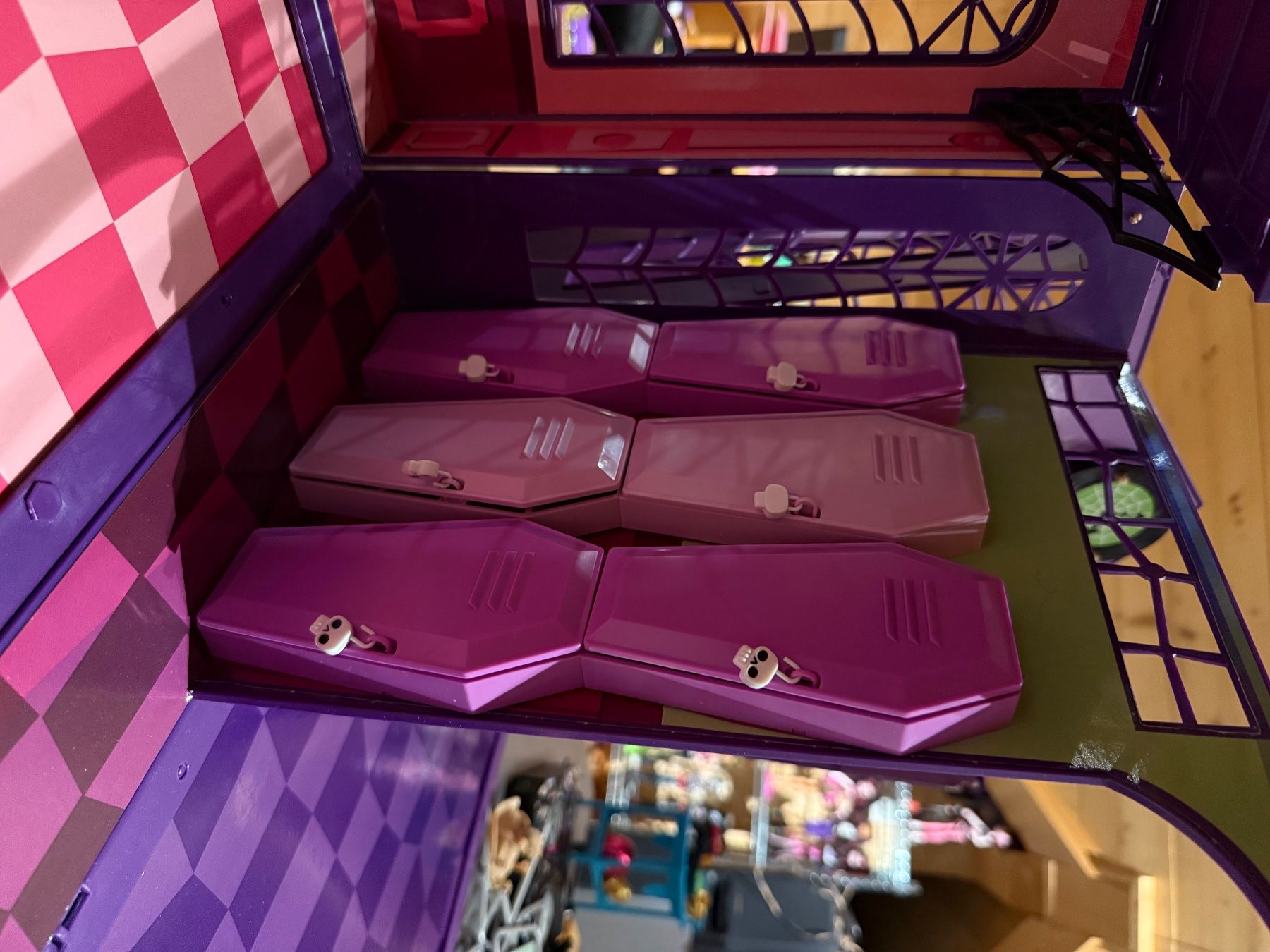 Mattel Casette per bambini: Monster High School G1 – Usato da Fribourg venduto da leaahrm 1