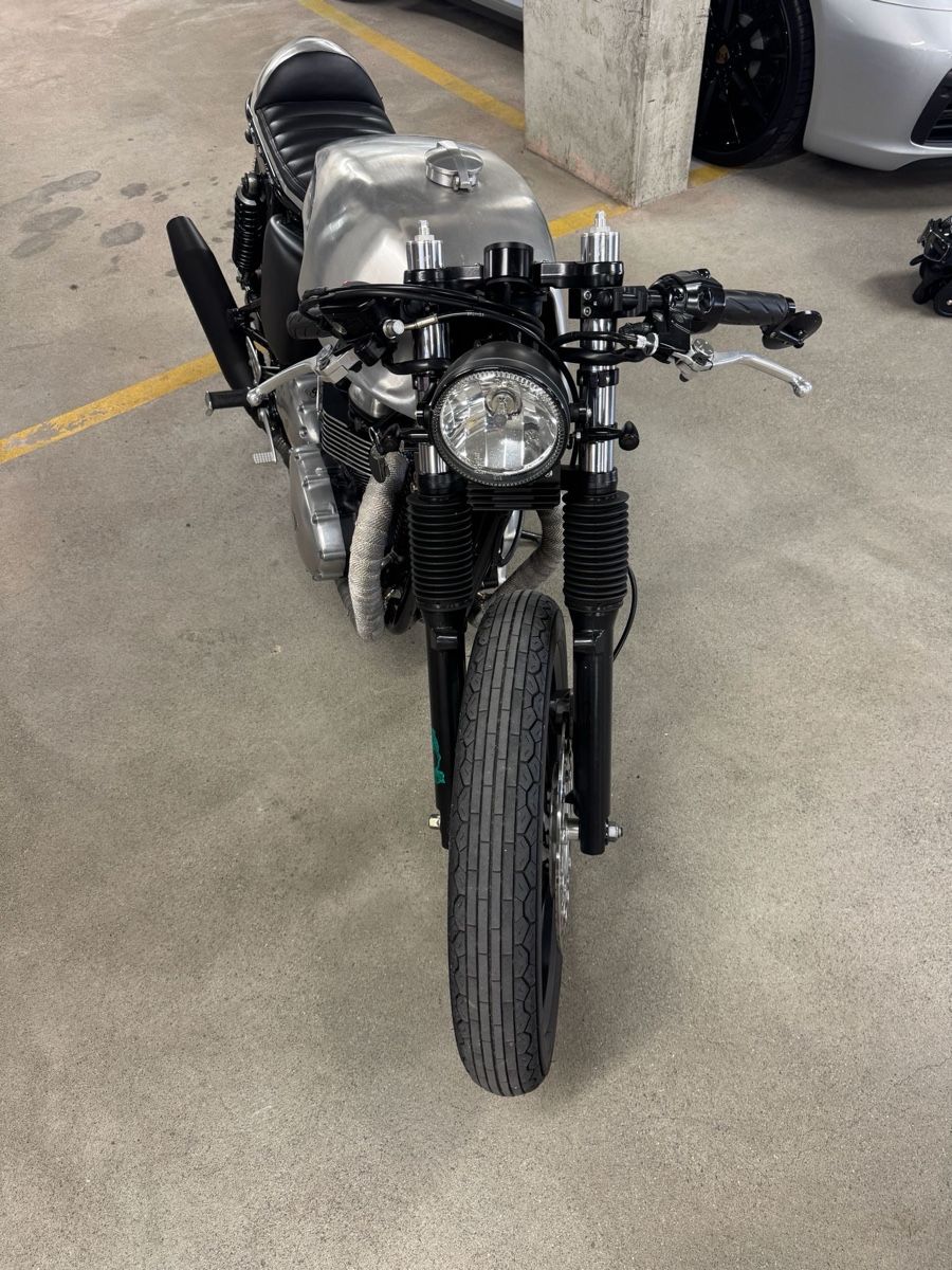 Triumph Cruisers: Triumph Thruxton Motorrad – D'occasion à Euthal par Rahel213 3