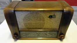 Röhrenradio Philips 673AT 1945-46